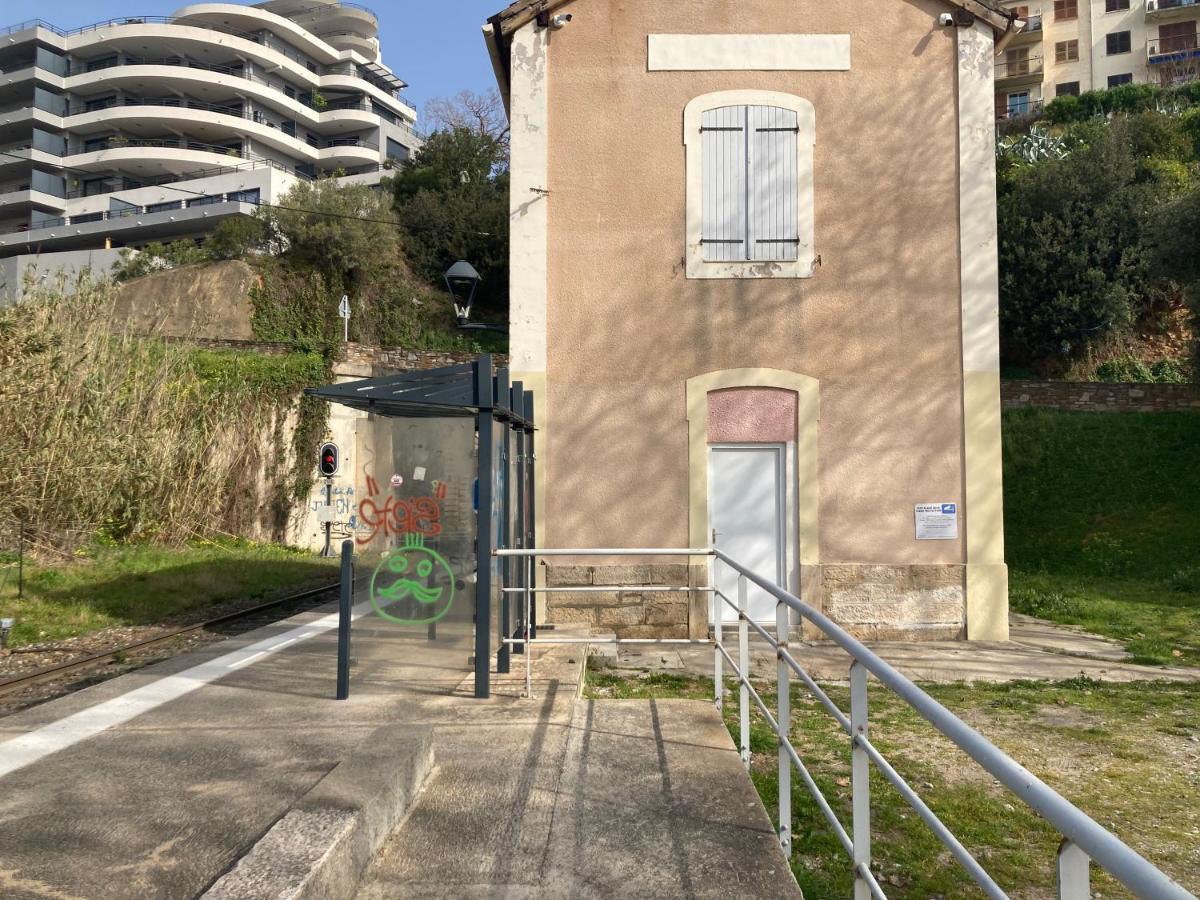 Location Chambre Avec Salle De Bain Et Partie Commune Sea View & Mountain View Renting 1 Of 3 Bedrooms With Shared Common Space 3 Bdrm Apt Not 1 Bdrm Plus Clime Ou Ac Bastia  Exterior foto